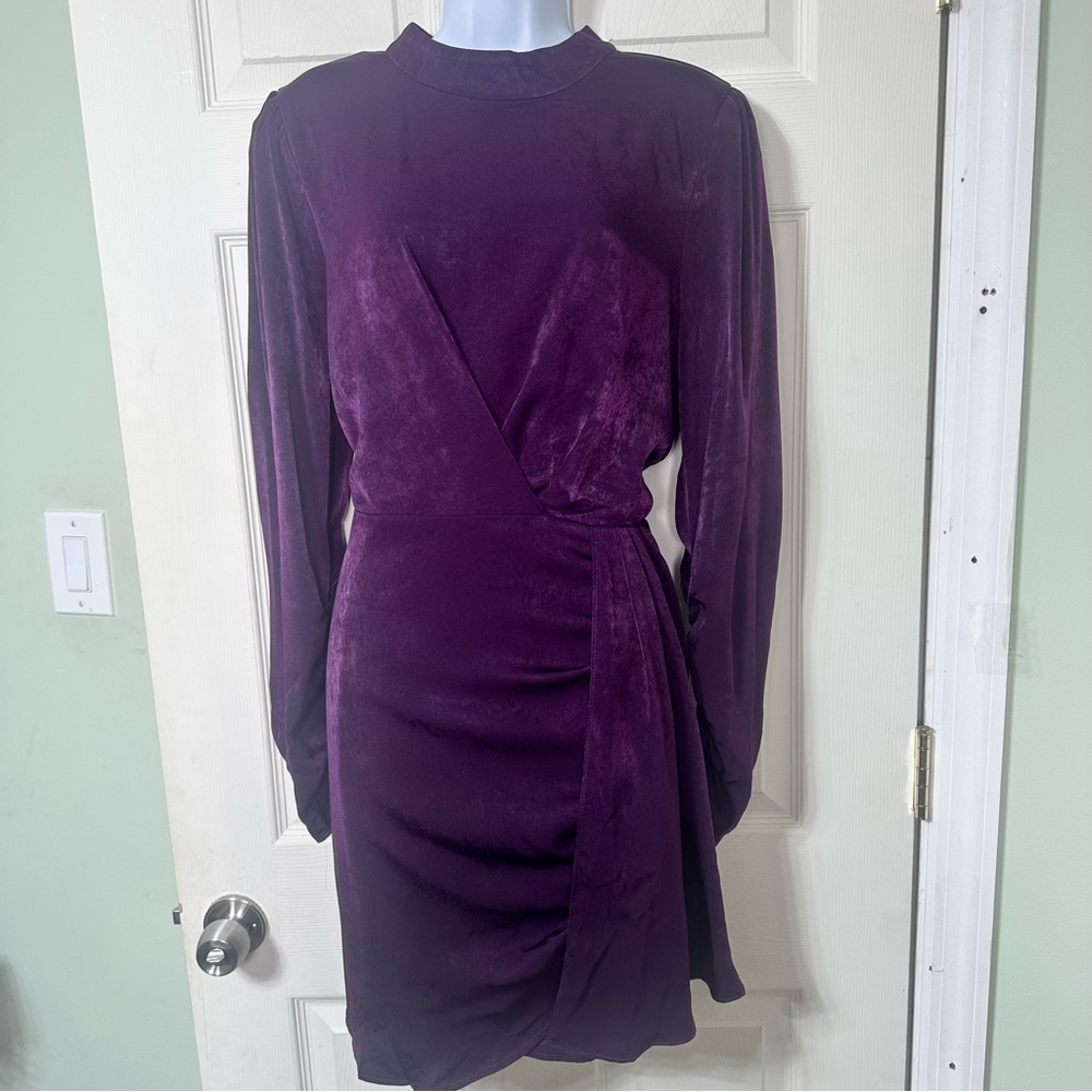BCBGeneration dress BlackBerry, Mock‎ Neck Ruched Long Sleeve Size 16 # GY07D05